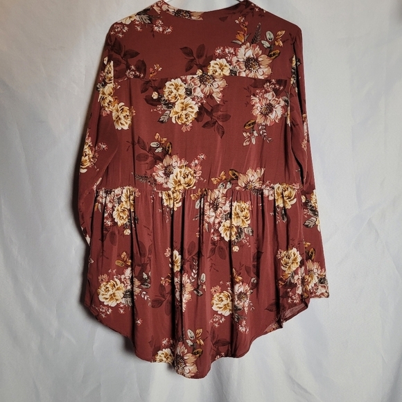Torrid Emma Babydoll Challis Button-Front Tunic Size 1 (1X) - Picture 5 of 13